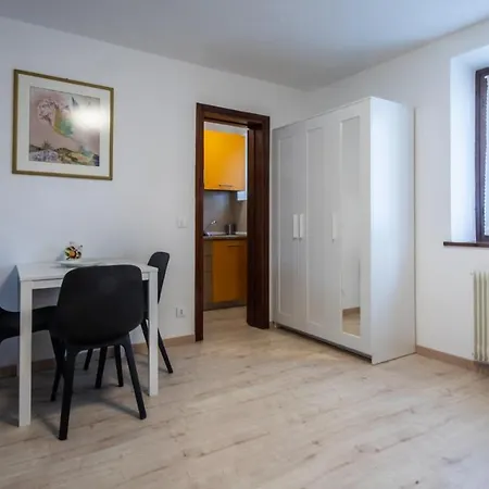 Italianway - Castellana Mono 68