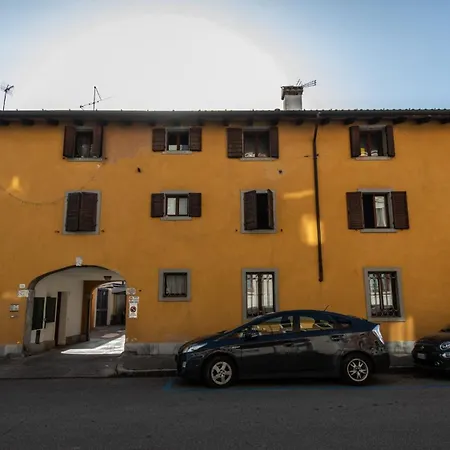 Apartment Castellana Mono 68 Udine